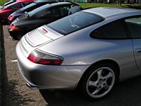 Porsche 911 Carrera 4 (photo prise a Amberieux, 08-2012) (4)